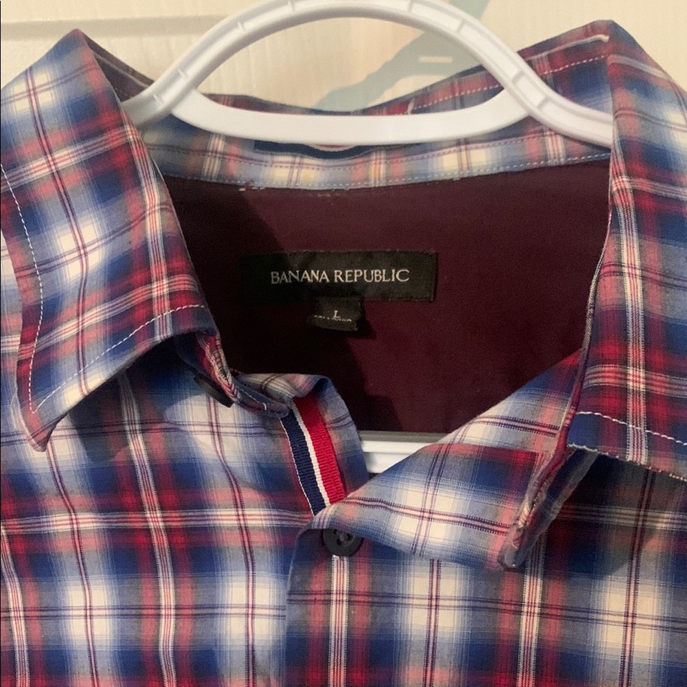 Banana Republic Men's Plaid Shirt - Red and Blue